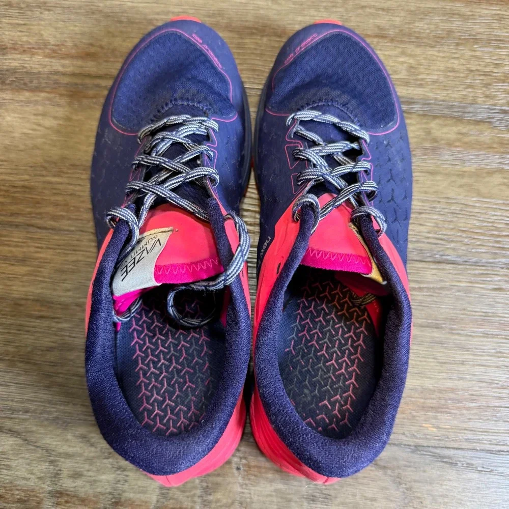 New Balance Vazee Summit‎ v2 Womens 7.5 D Wide Trail Running Shoes Blue Pink